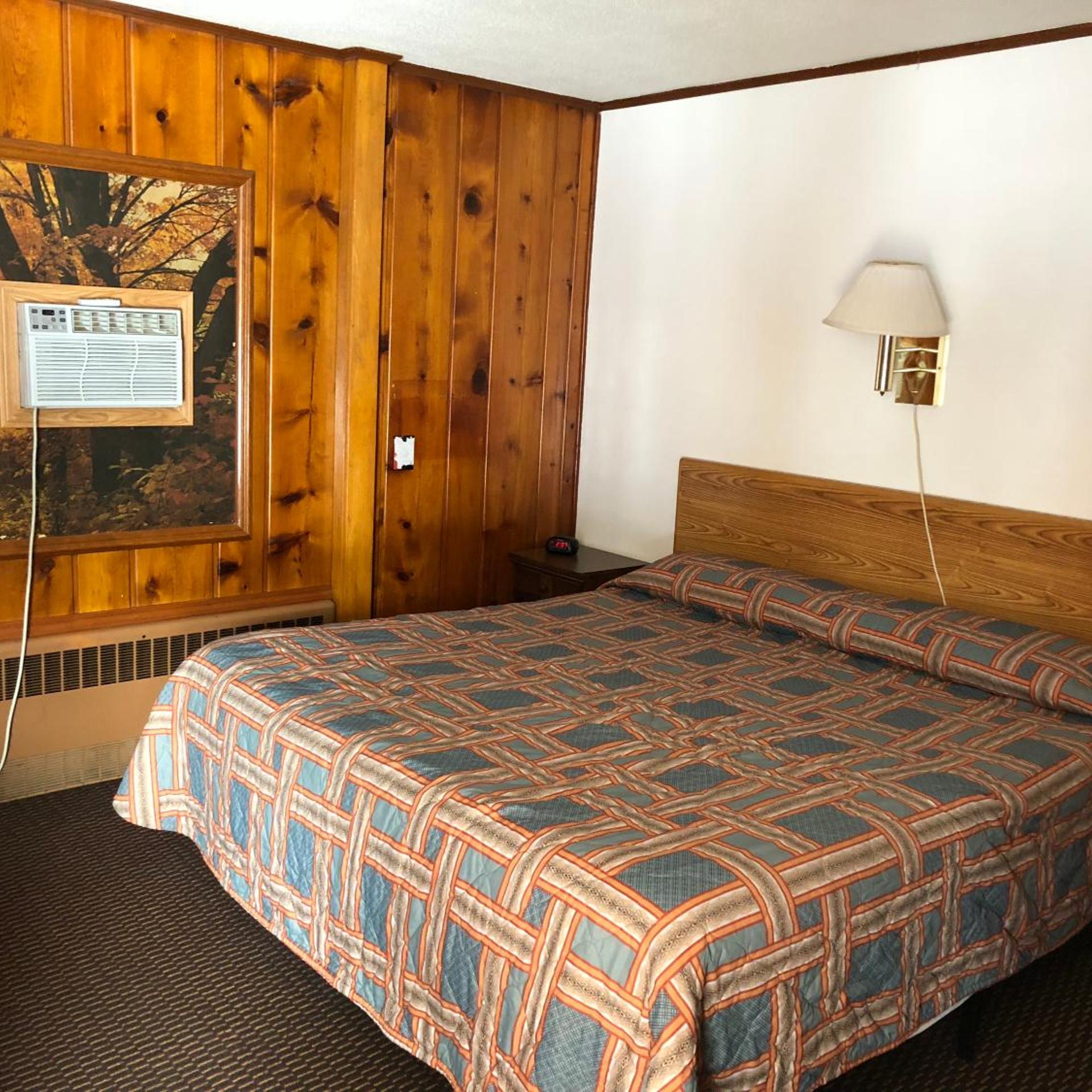 Sun 'n Snow Motel 16/50
