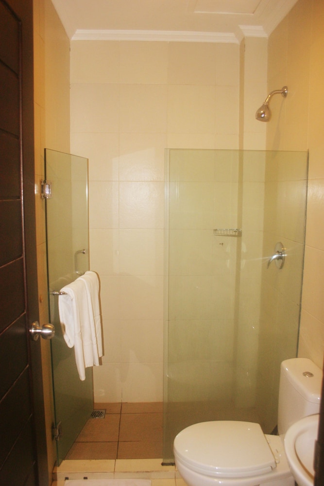 Royal Mamberamo Hotel 22/24