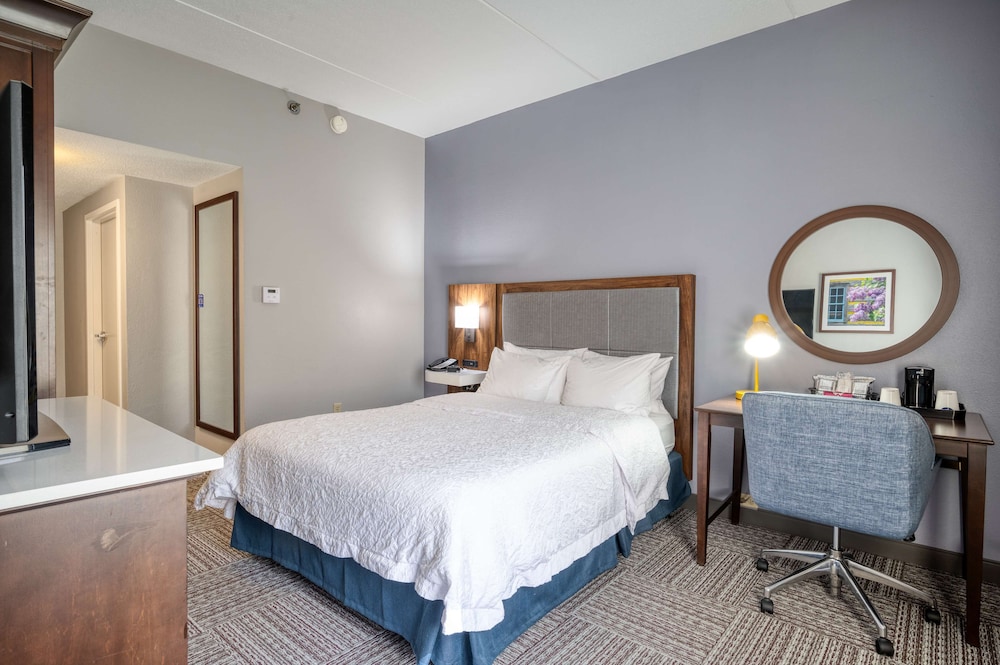 Hampton Inn Janesville 9/35