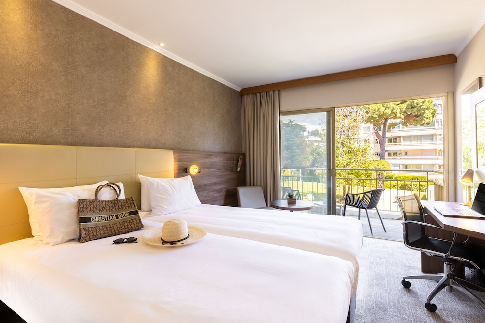Luxotel Cannes 19/75