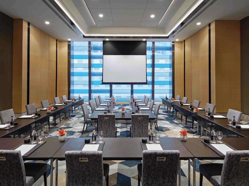 Sofitel Singapore City Centre 59/71