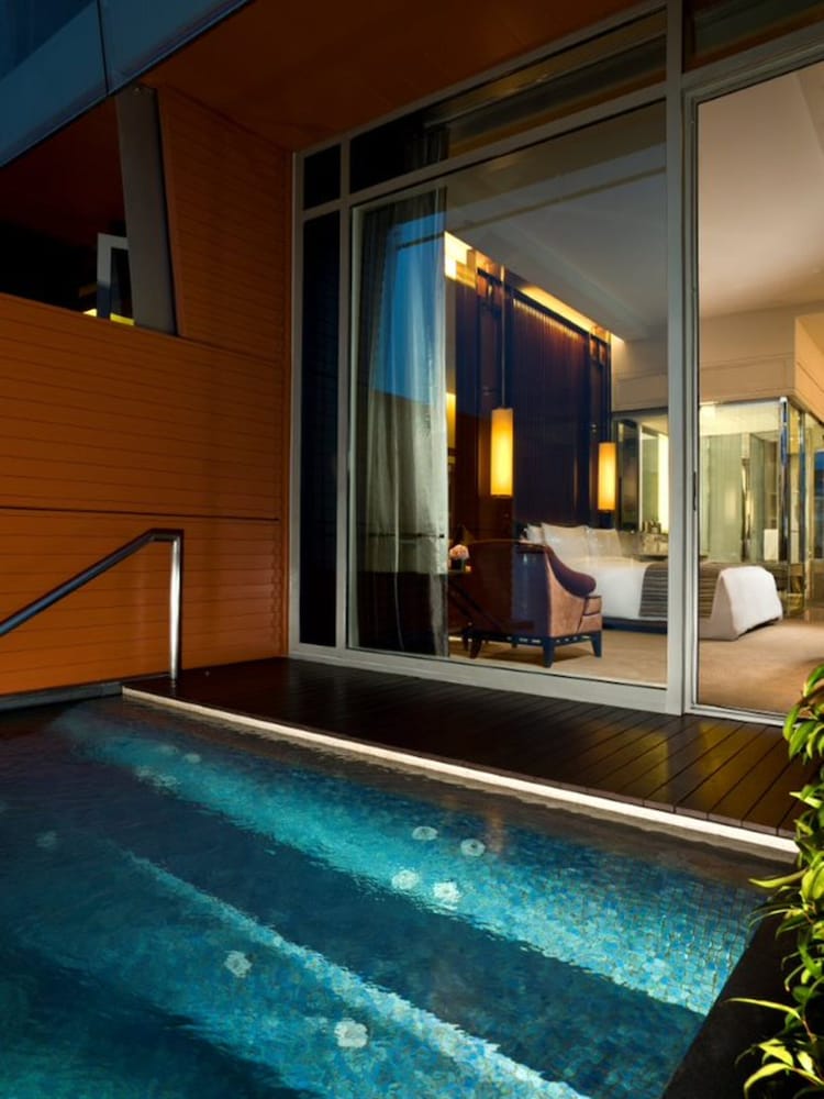 The Fullerton Bay Hotel Singapore 39/79