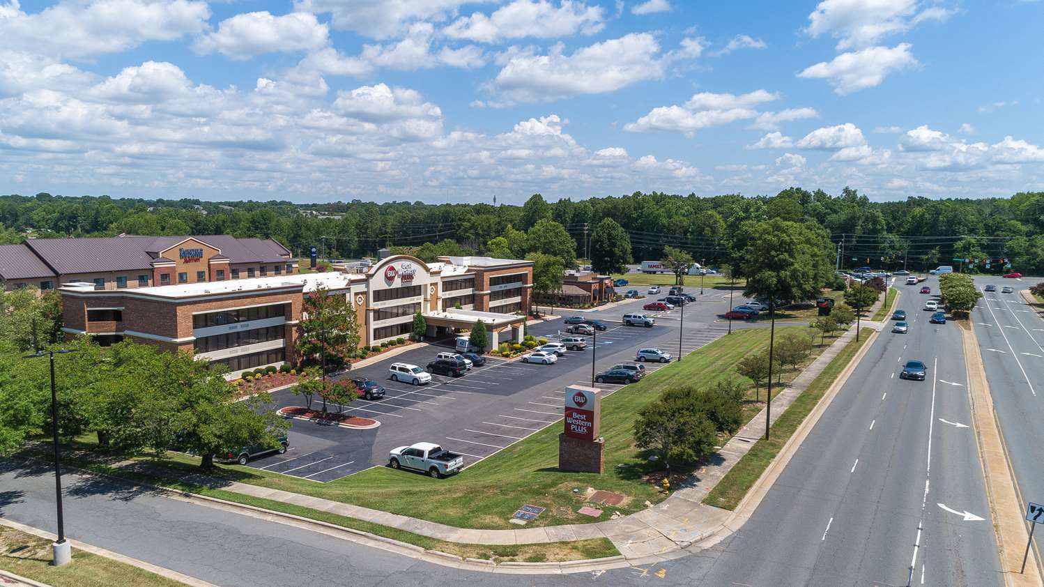 SureStay by Best Western Charlotte Matthews 34/34