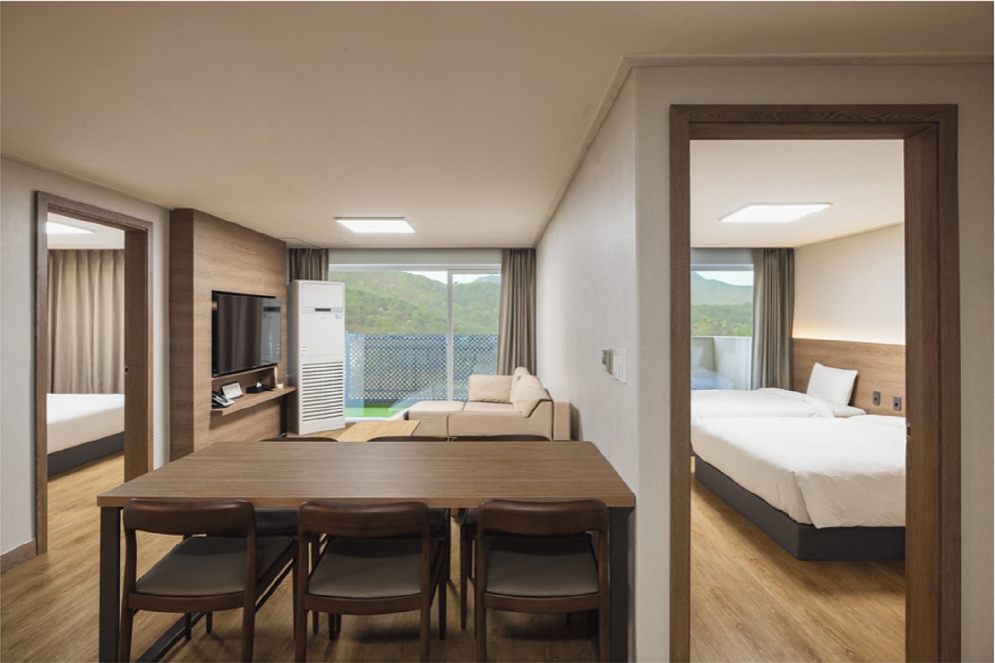 Kensington, Royal, Mountain, Suite