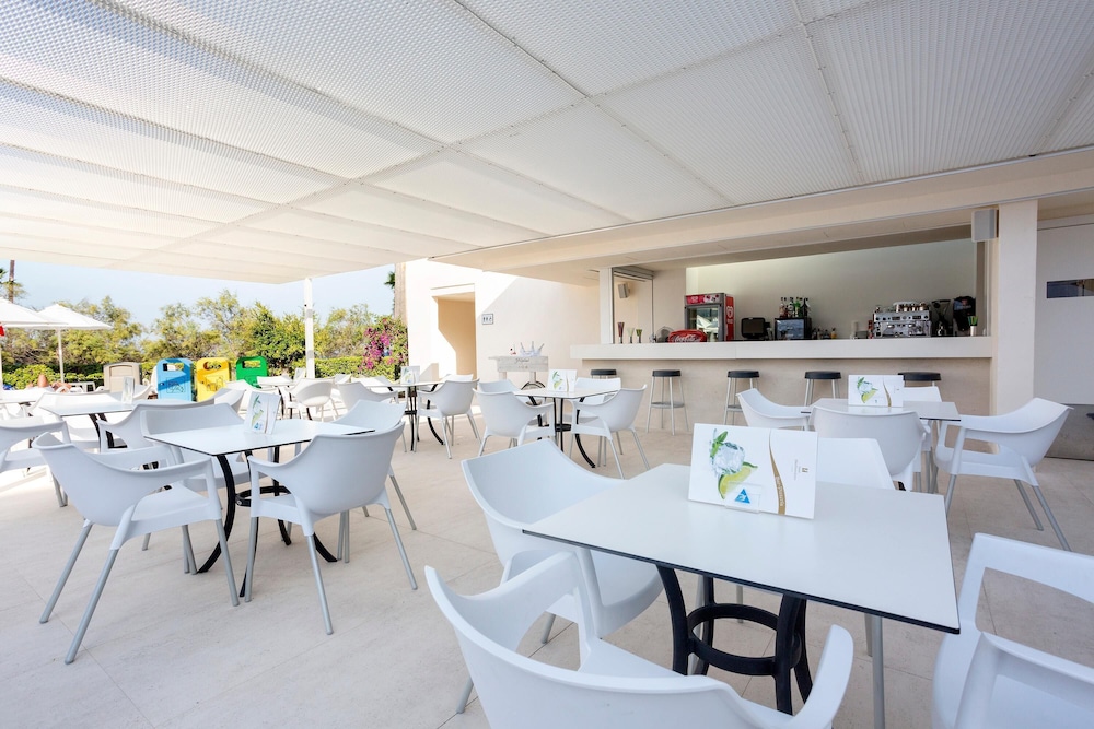 Hipotels Mediterraneo Hotel - Adults Only 83/94