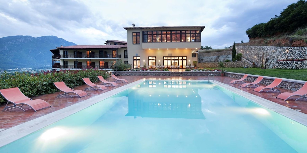 Meteora Hotel 4/50