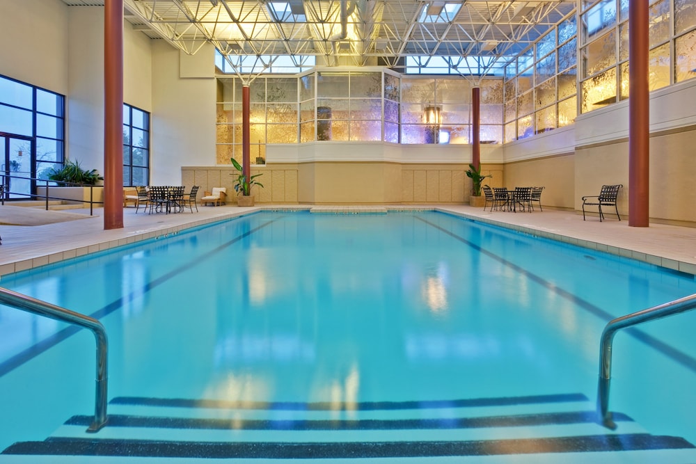 swimming pool spa