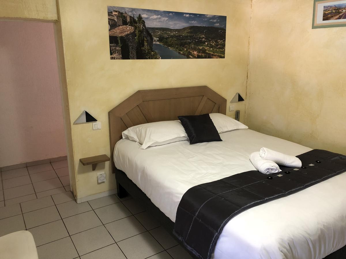 Logis Hotel Bellevue 13/23