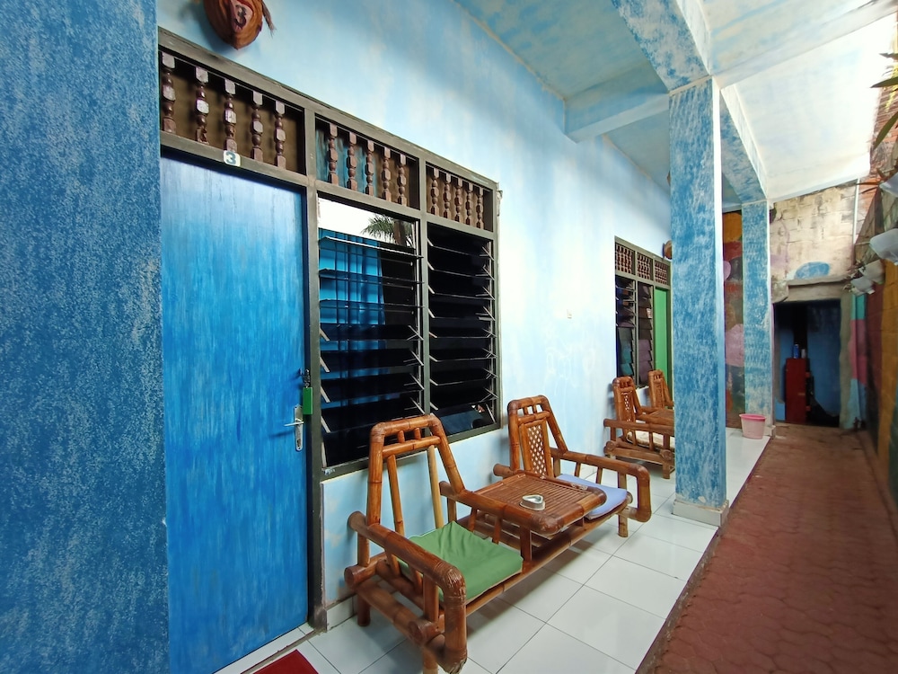 Lovina Central Hostel 14/29