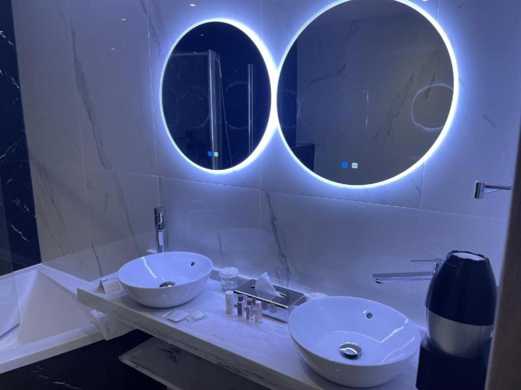 غرفة بسرير كوين، Brit Hotel Paris Orly 5/6
