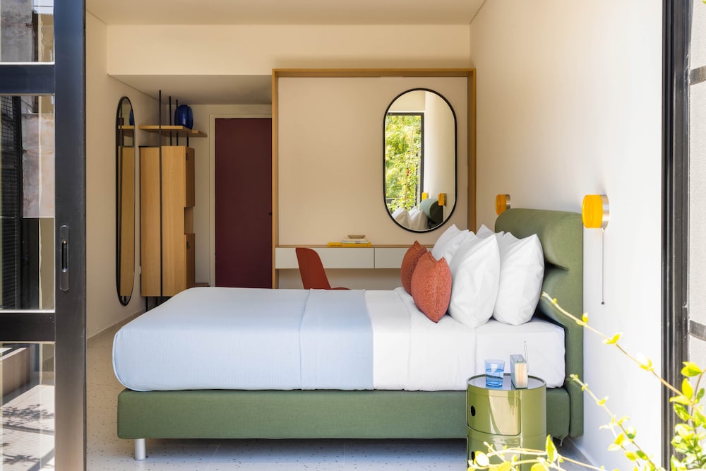 Room, King Bed, Terrace