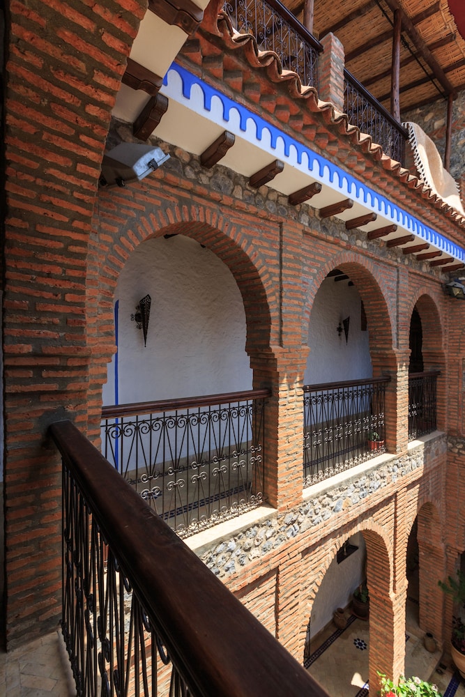 Riad Gharnata 7/82