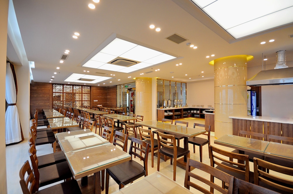 Lenid Nha Trang Hotel 50/66