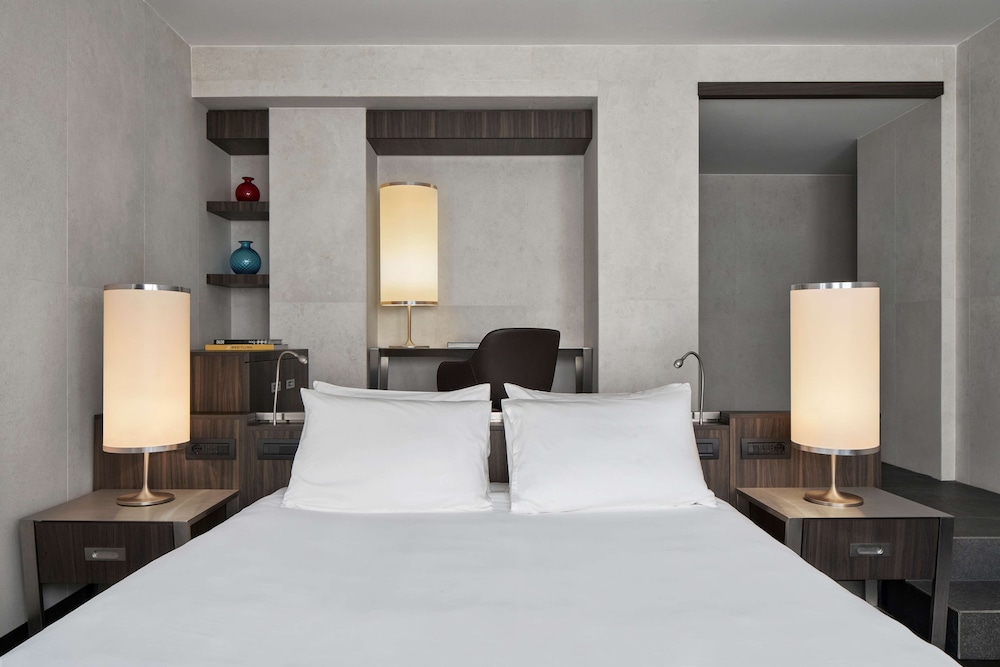 Hyatt Centric Milan Centrale 17/78