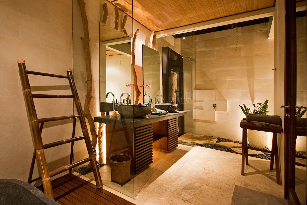 The Griya Villas And Spa 54/68