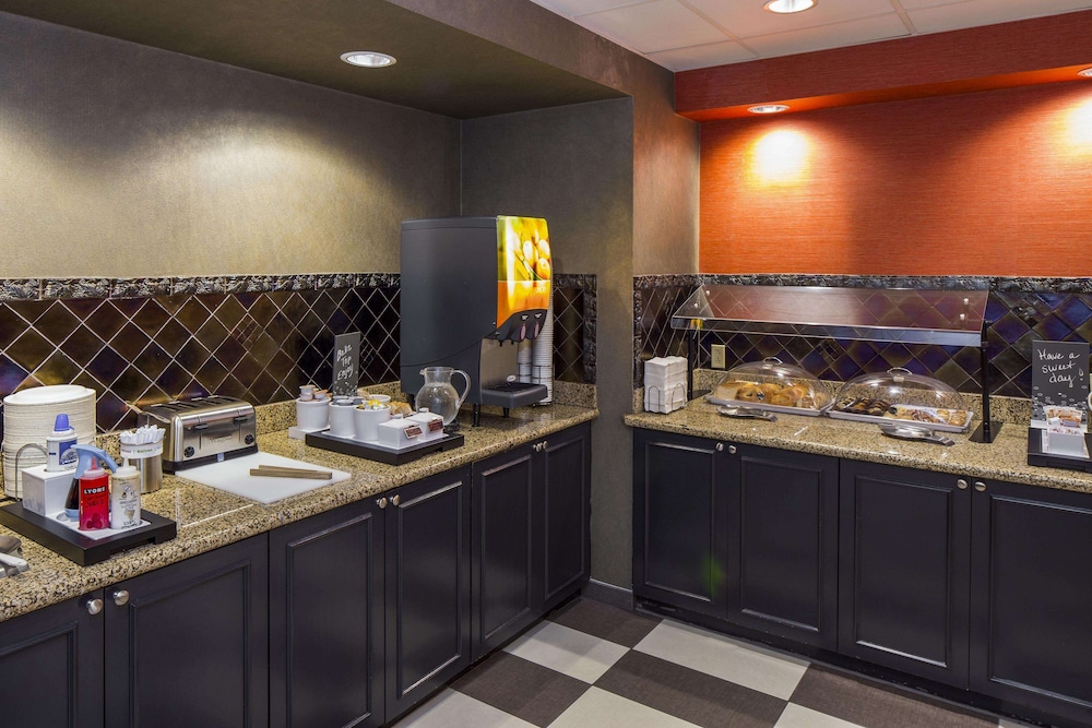 Hampton Inn & Suites Austin Cedar Park-Lakeline 47/61