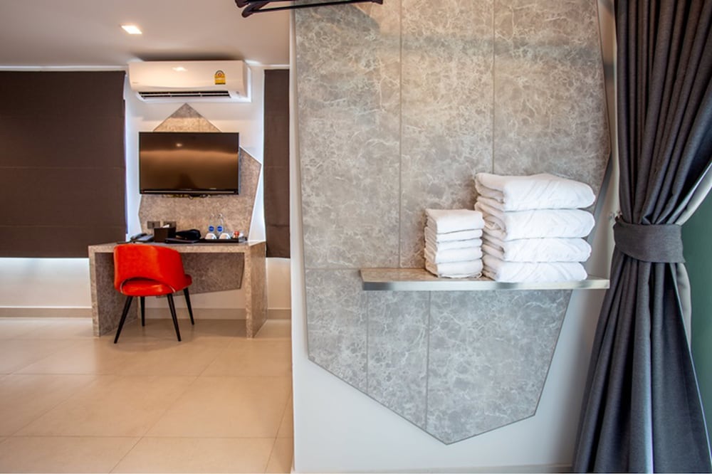 Spittze Hotel Pratunam 31/50