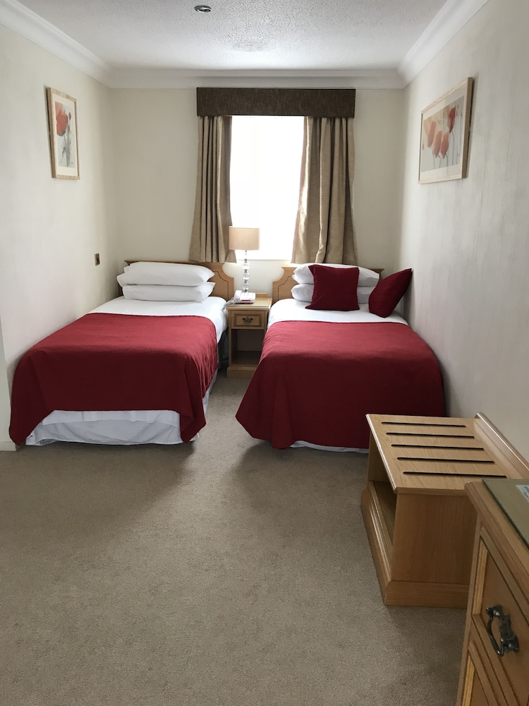 The Links Country Park Hotel 6/57