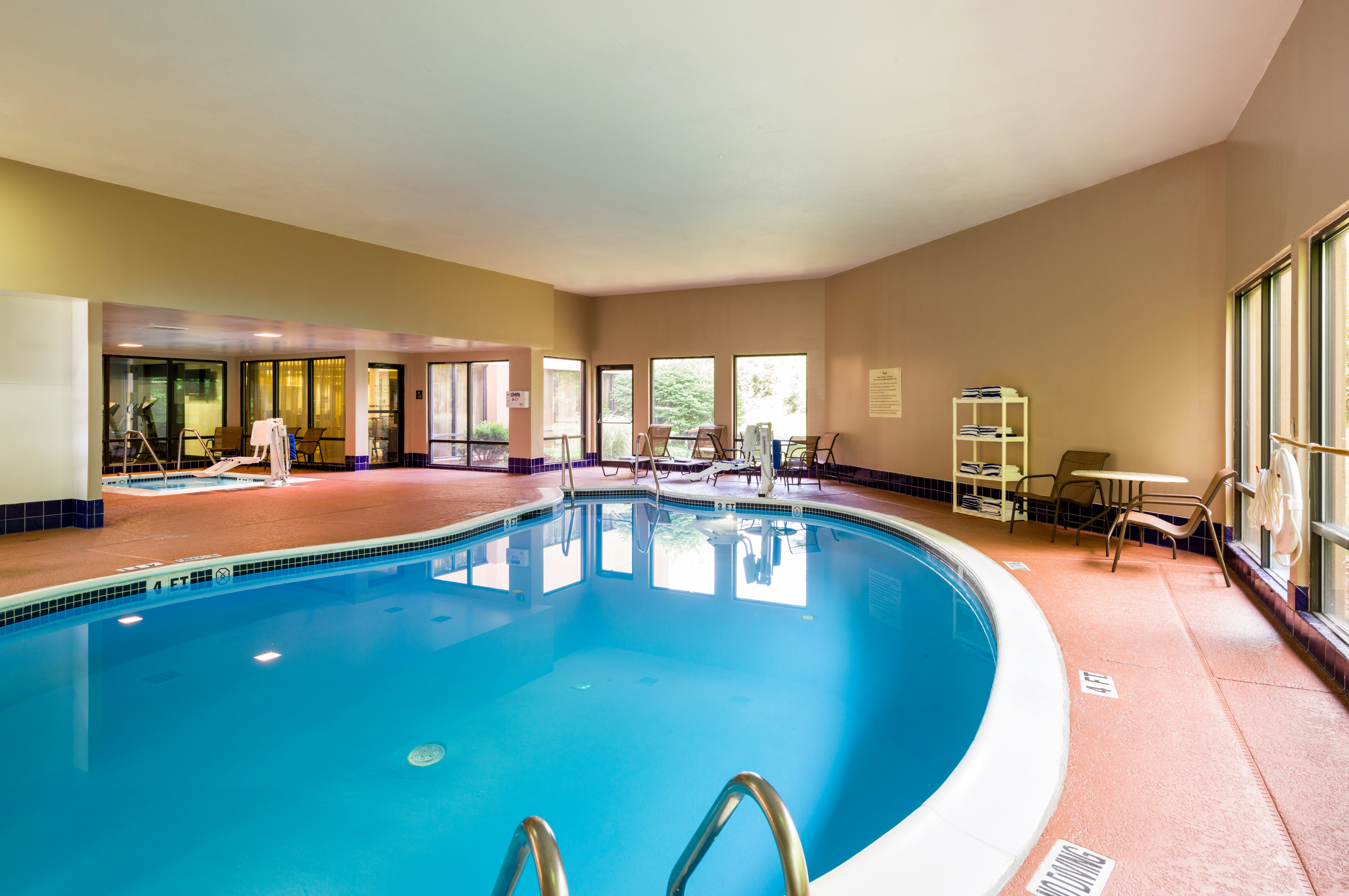 Hampton Inn Selinsgrove/Shamokin Dam, PA 21/32