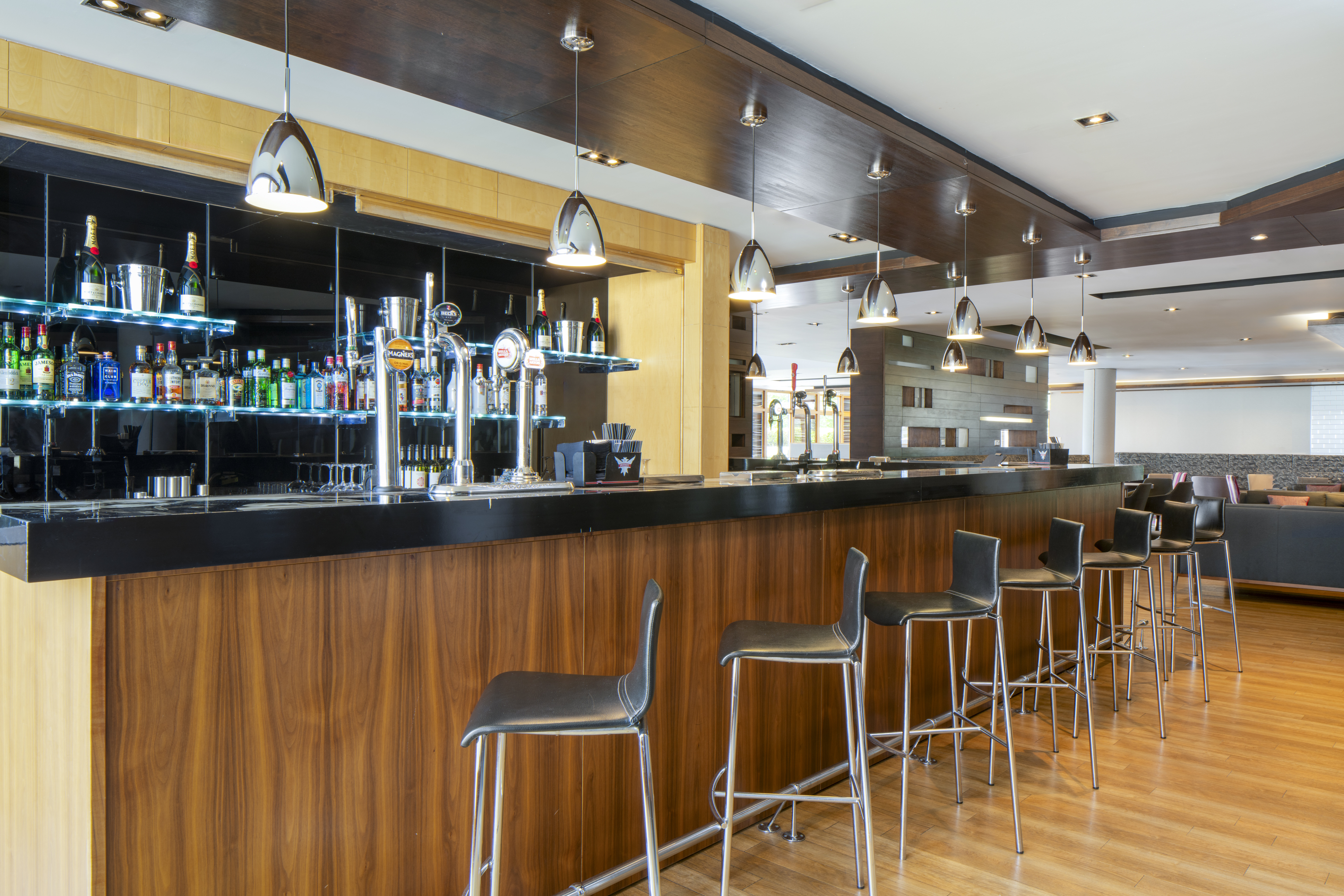 Holiday Inn Express London Epsom Downs 47/69