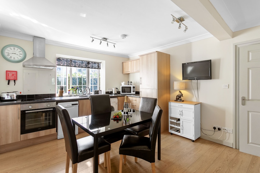 Bedford House Apartments 29/45