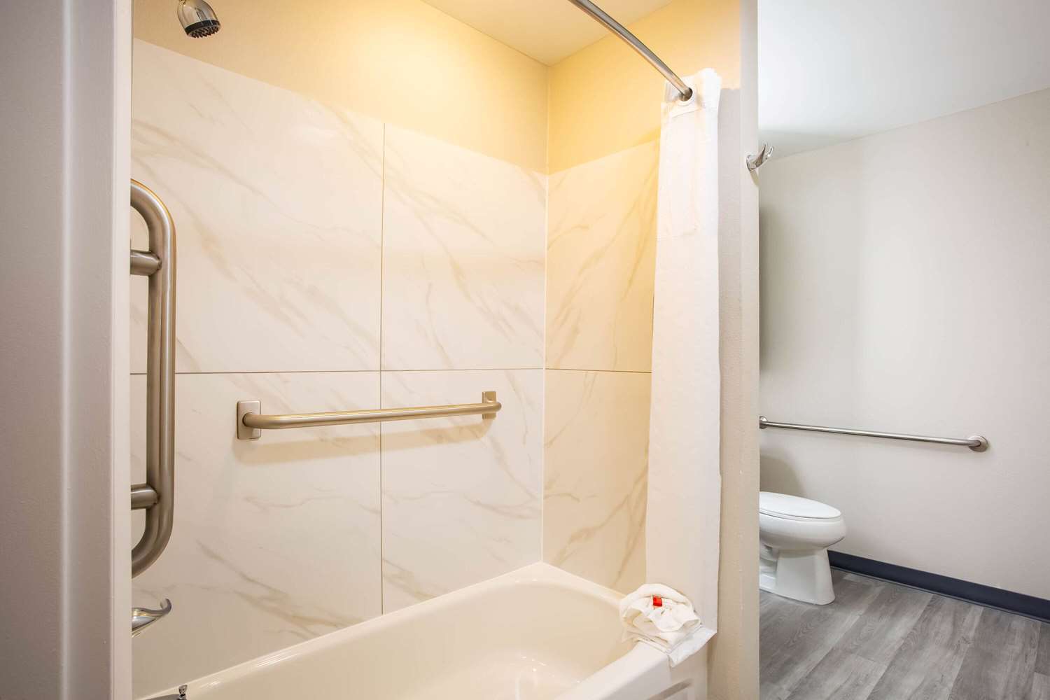 Microtel Inn & Suites by Wyndham Southern Pines / Pinehurst 41/41
