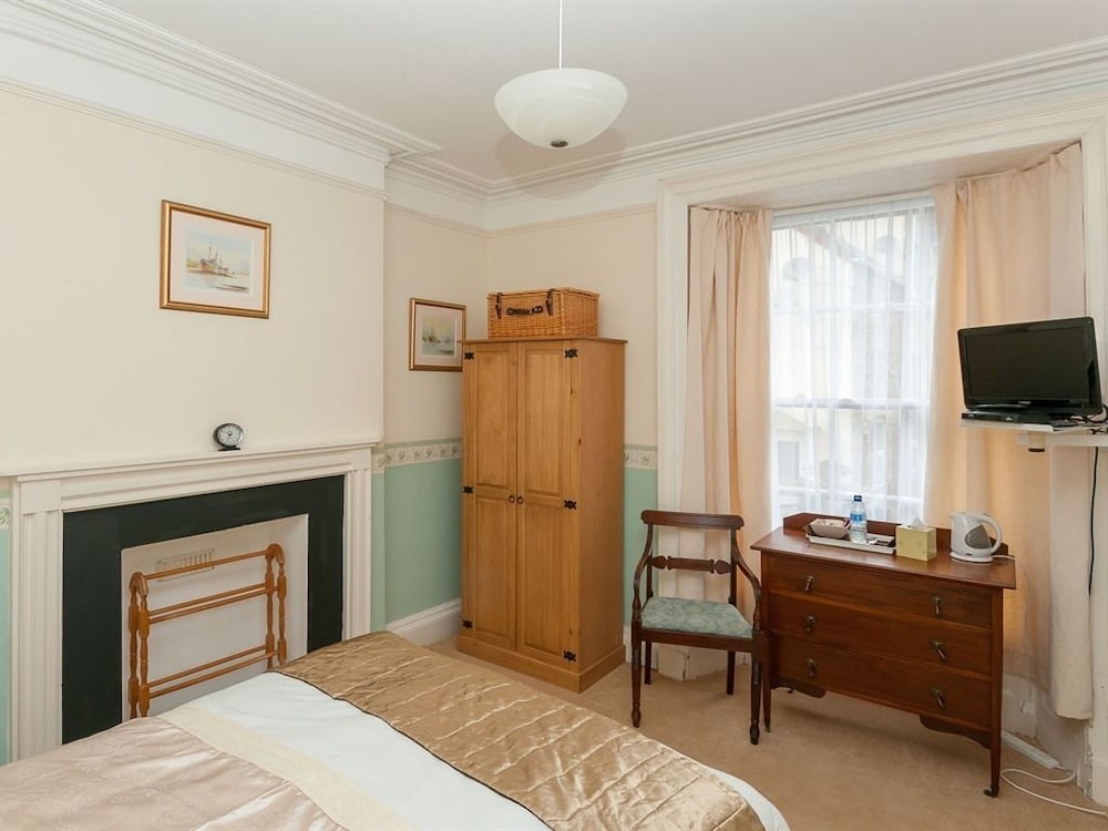 St Vincent Guest House 33/50