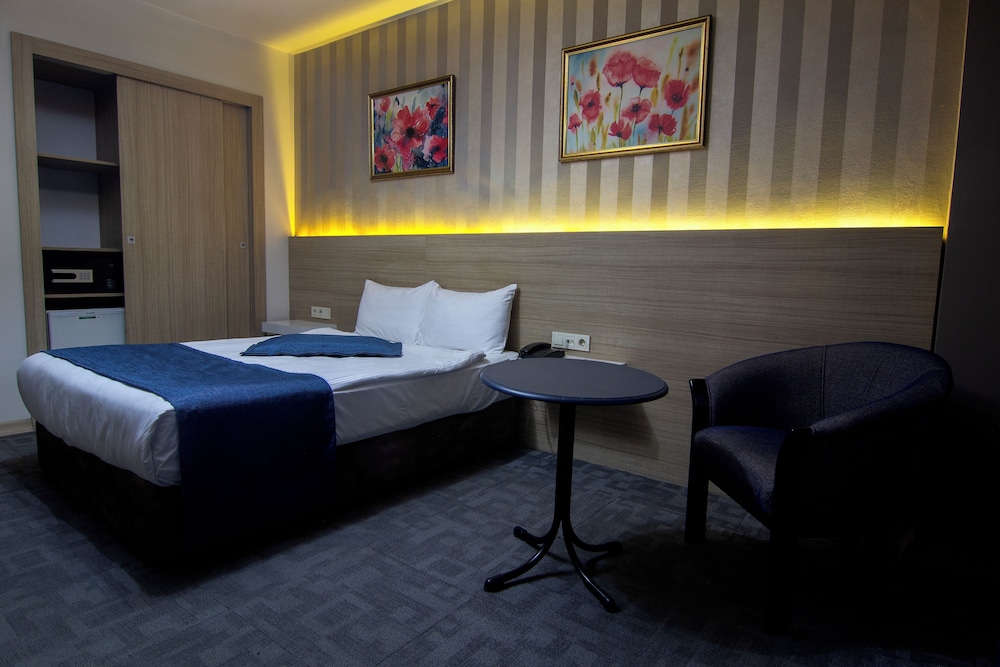 Baykara Hotel 13/50