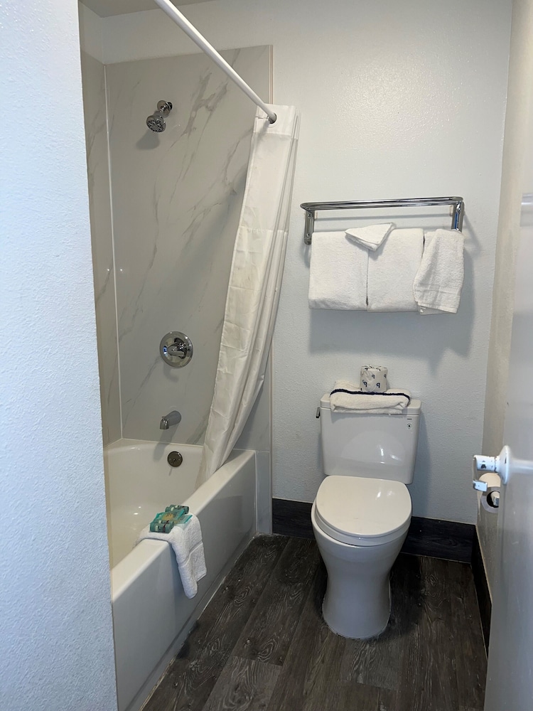 Heritage Inn Express Chico 16/55