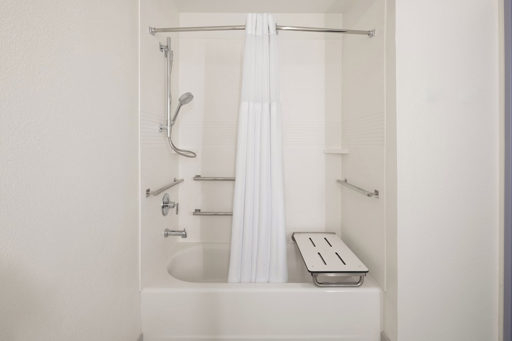 Cobblestone Hotel and Suites - Pecos 42/42