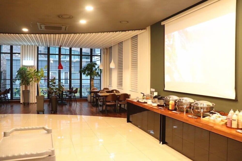 Cordelia Hotel Geoje 38/50