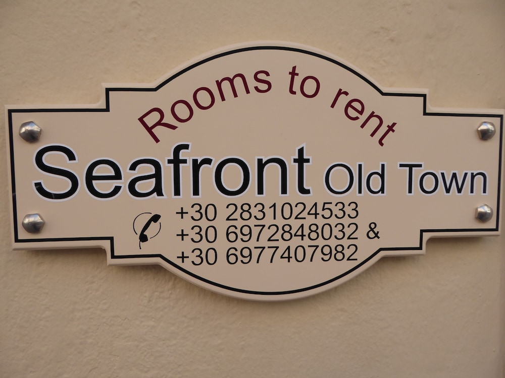 The Sea Front Rooms And Apartments 30/50
