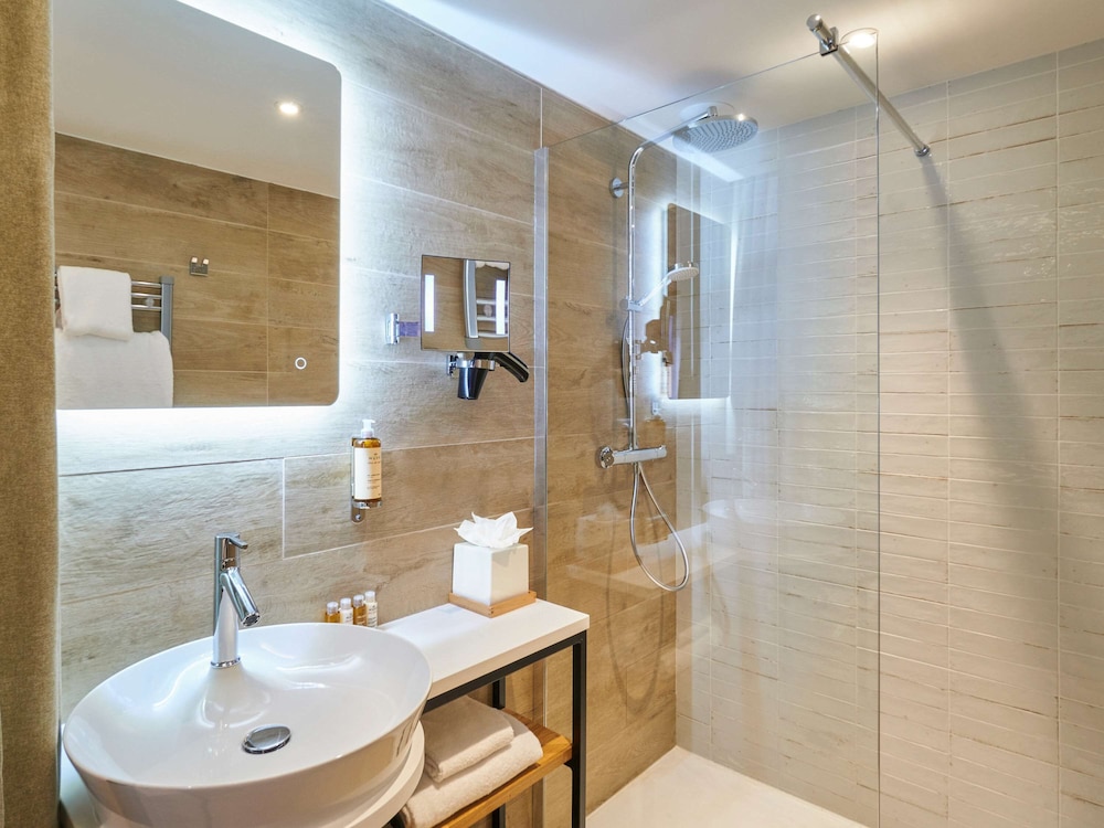 Mercure Avignon Gare TGV 20/78
