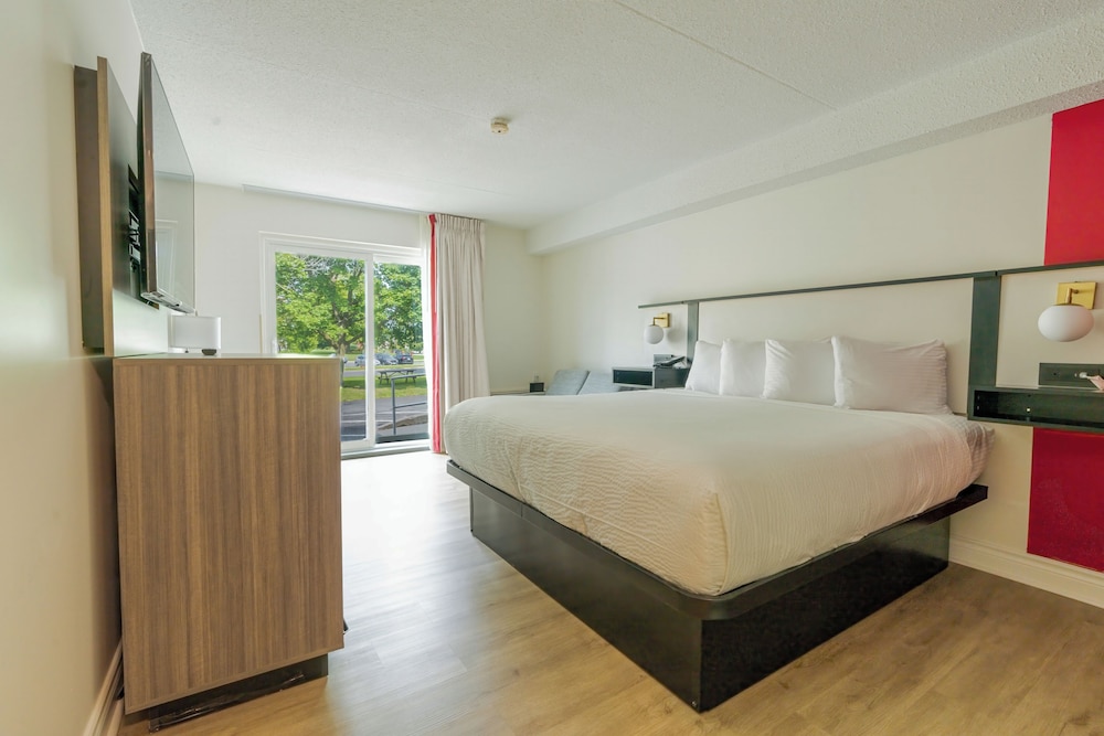 ROOM, KING BED, GROUND FLOOR