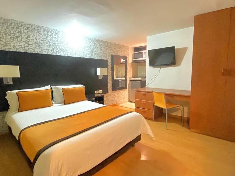 Hospedium Hotel Urban Bogota Javeriana 10/17