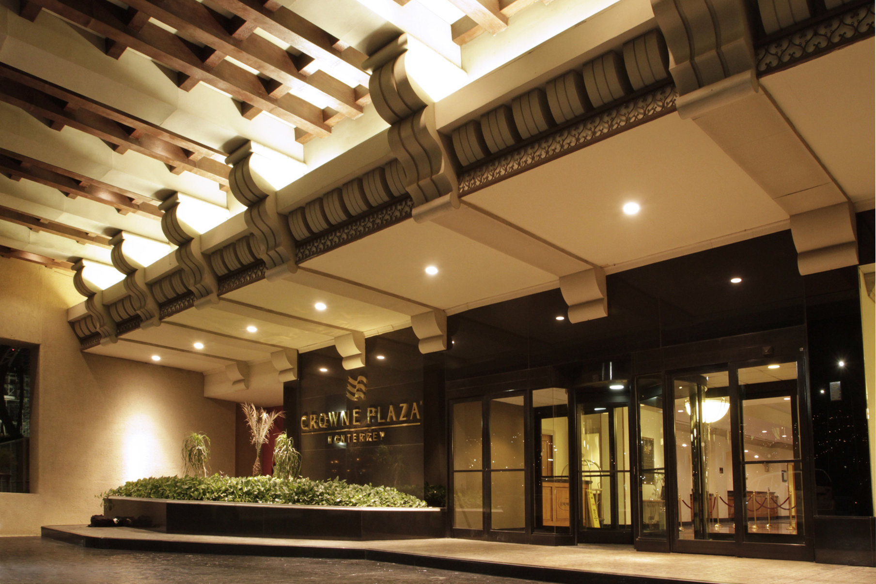 Crowne Plaza Monterrey 3/74