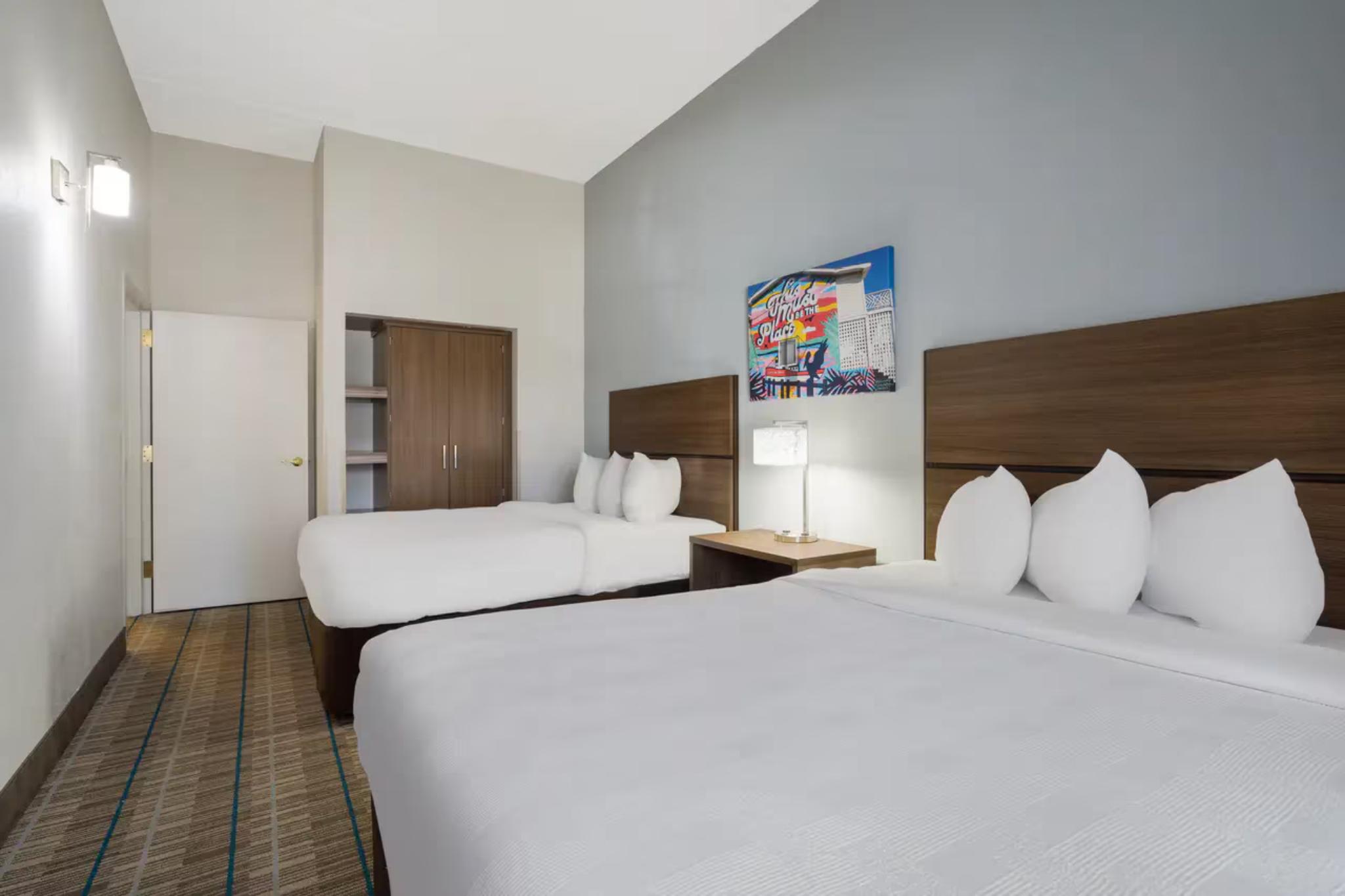 SUITE, 2 QUEEN BEDS, ACCESSIBLE