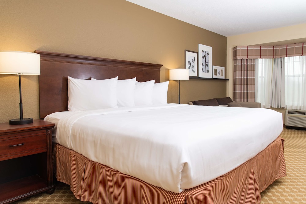Country Inn and Suites By Radisson Milwaukee West Brookfield Wi 7/42