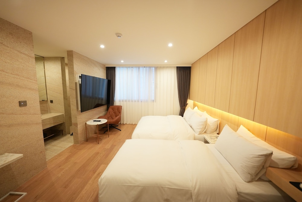 Hotel Amare 25/69