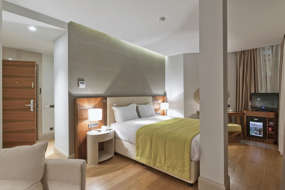 Four Points Flex by Sheraton Istanbul Taksim Square 17/54