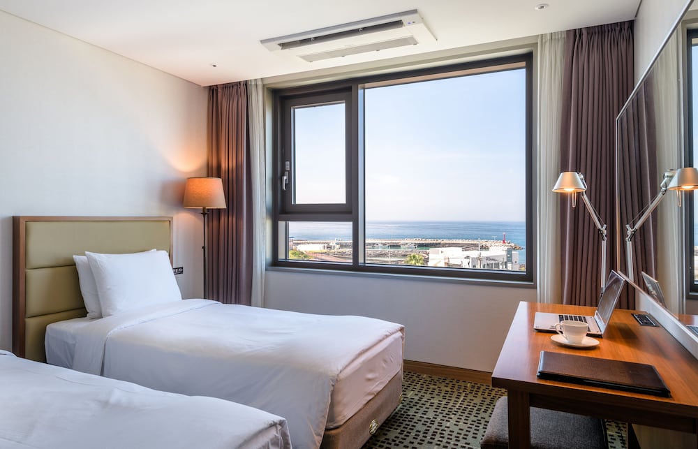 Grabel Hotel Jeju 23/77