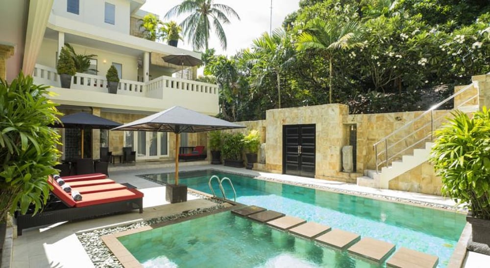 Beach Melati Apartments 48/50