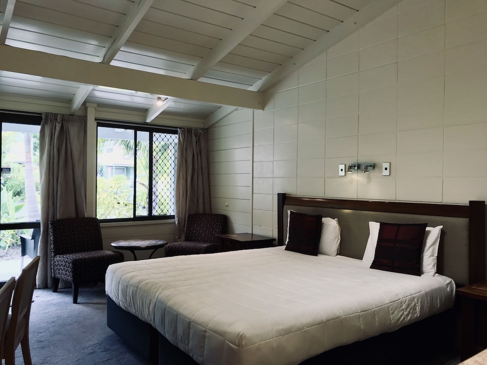 Bounty Motel 26/79