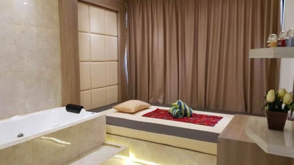 Maxonehotels Com Balikpapan 22/40