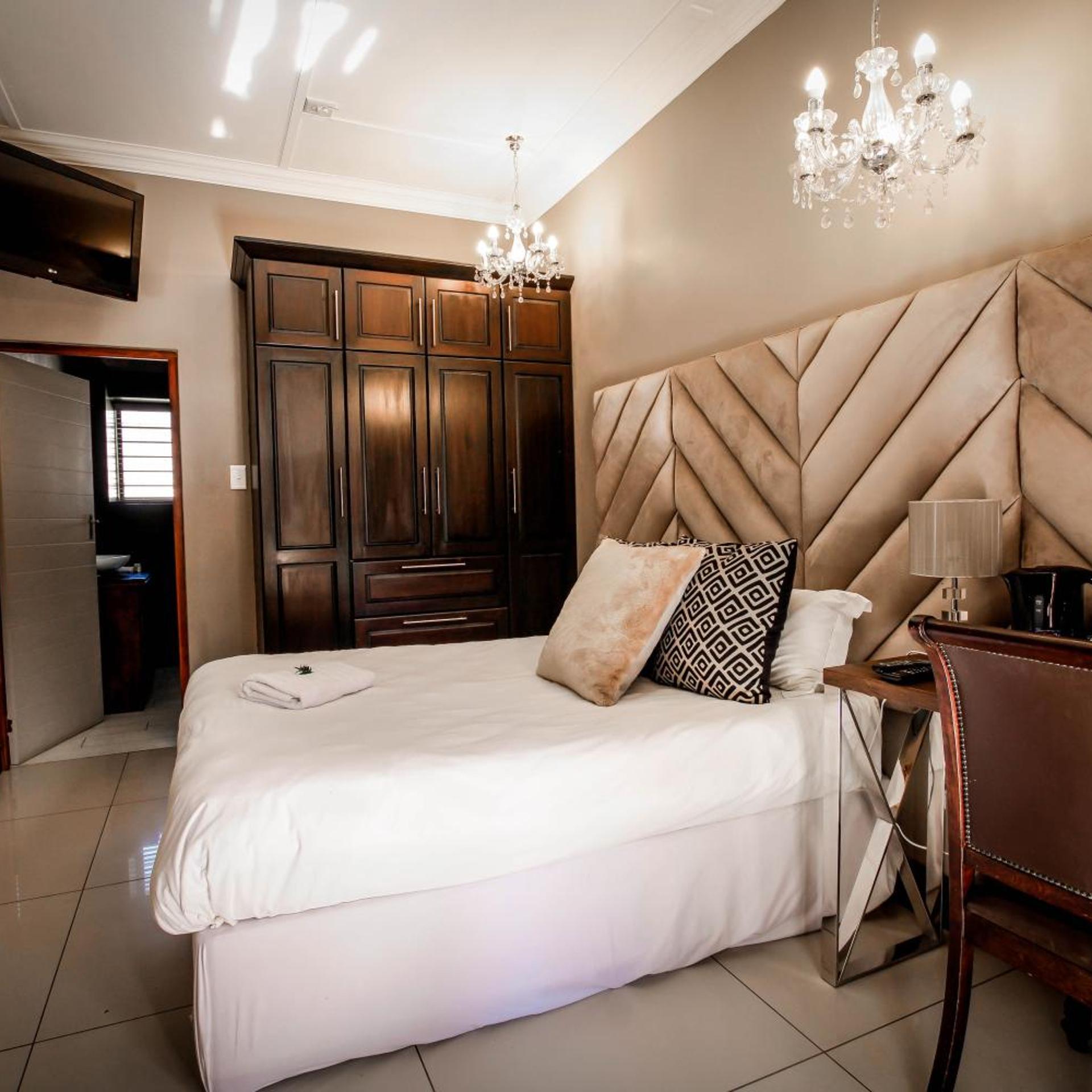 Potch Manor 12/49