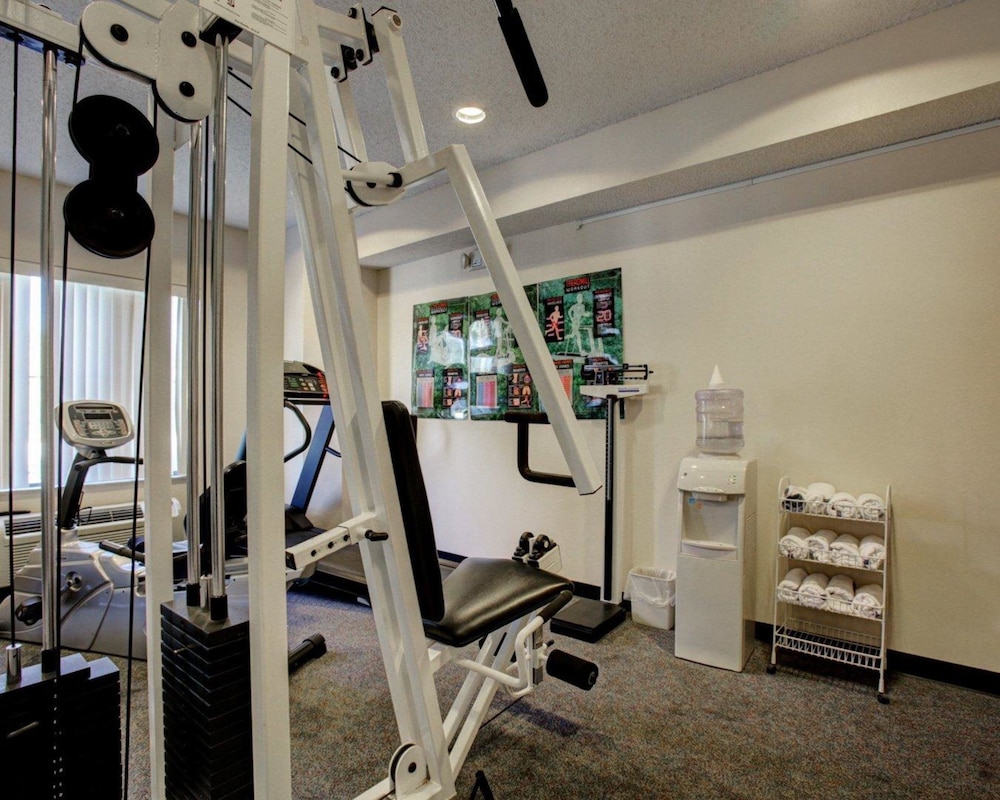Comfort Inn and Suites Seguin, TX 16/37