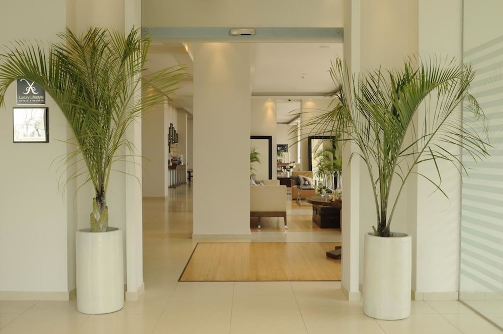 E Hotel Spa Resort 26/61