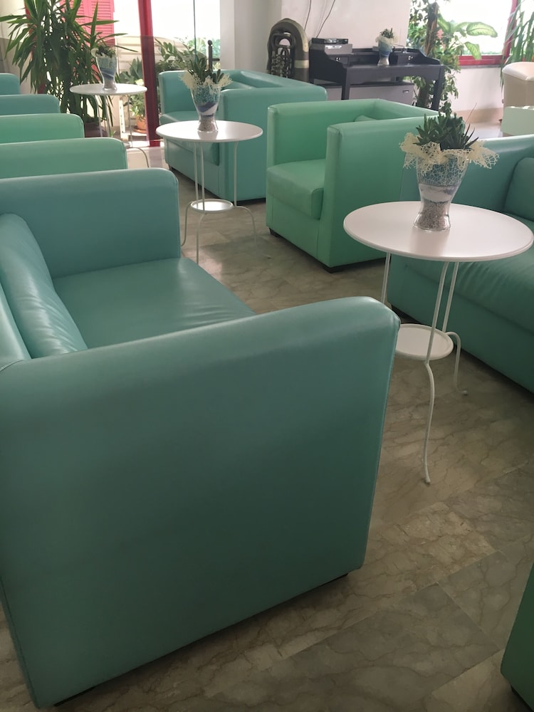 Hotel De Amicis 17/53
