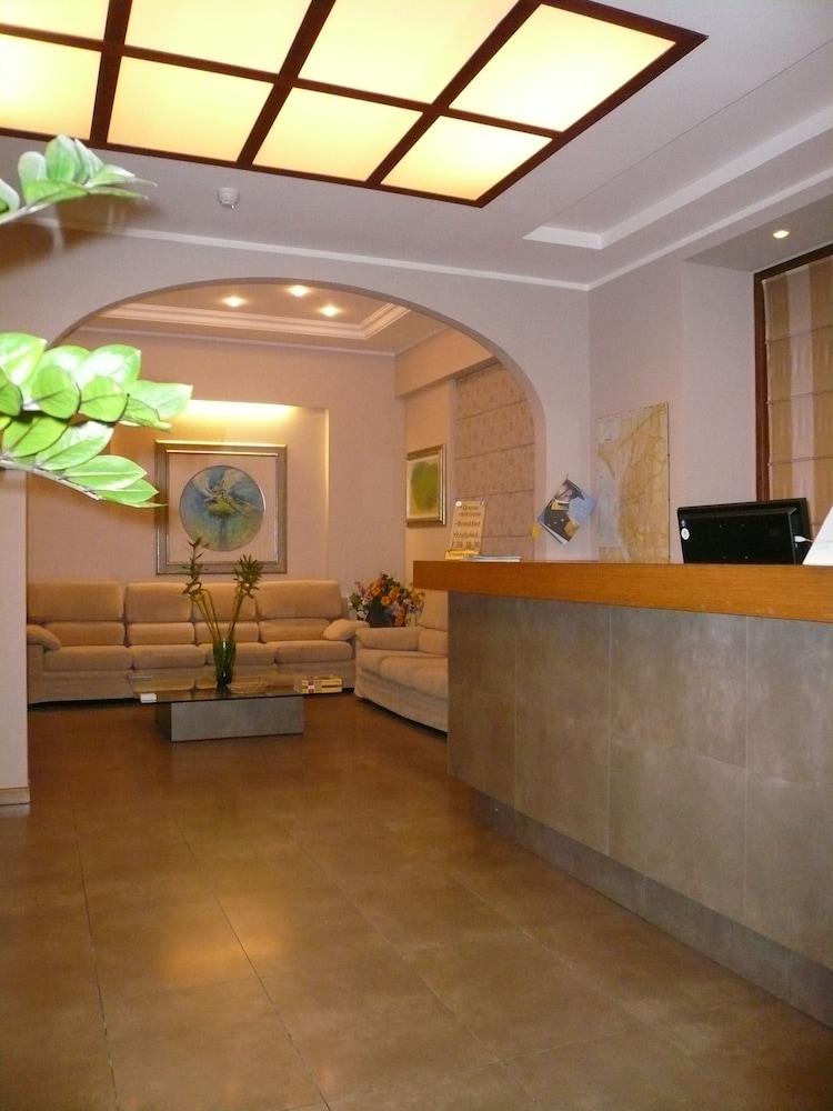 Hotel Europa Parking 7/64