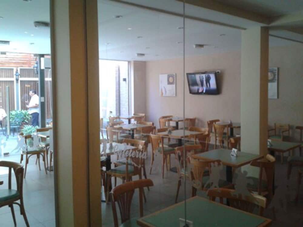 HOTEL NONTUE 12/18